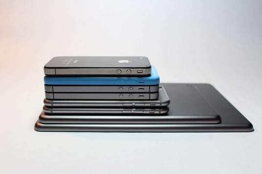 cellphone-close-up-electronics-341523