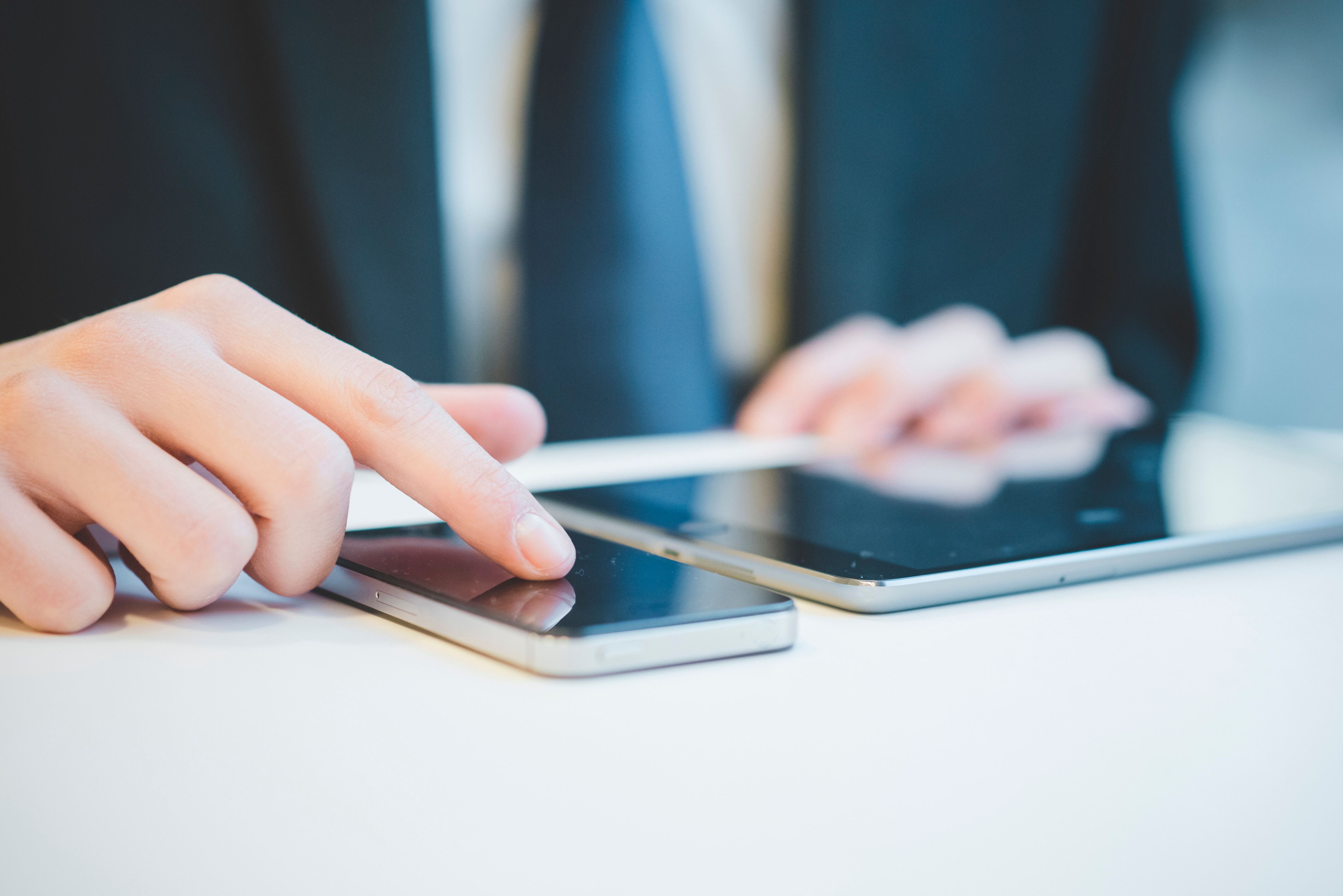 mobile device management should be able to: